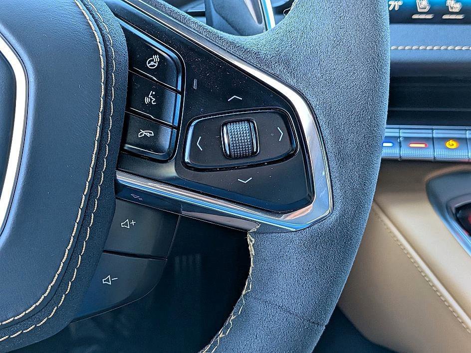 New 2026 Chevrolet Corvette Stingray Preferred Cpe w/ Z51 Performance Package RWD image 17