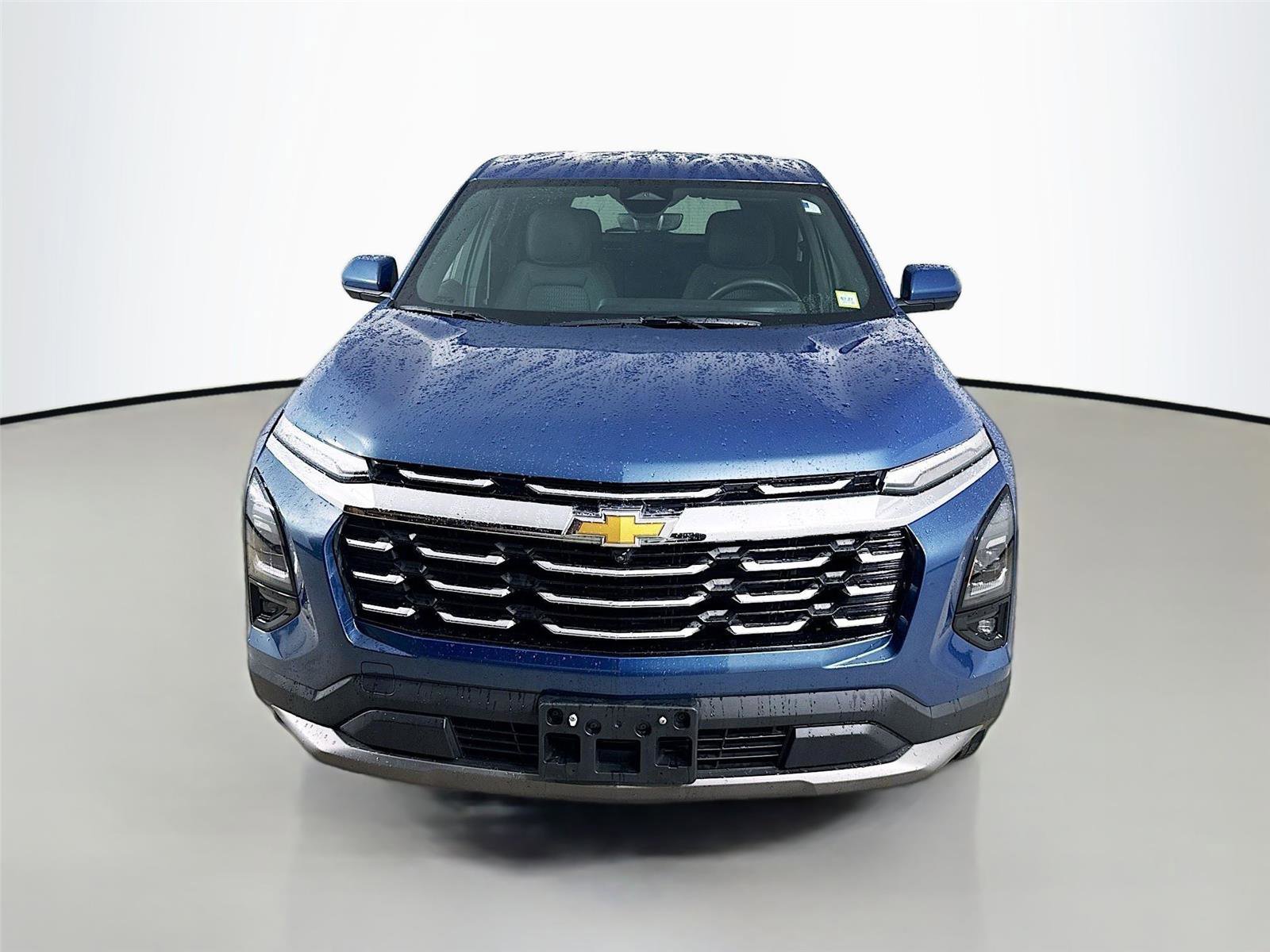 Used 2025 Chevrolet Equinox LT w/ Safety and Technology Package image 4