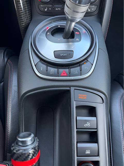 Used 2011 Audi R8 V10 image 18