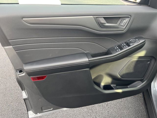 New 2026 Ford Escape Active FWD image 14