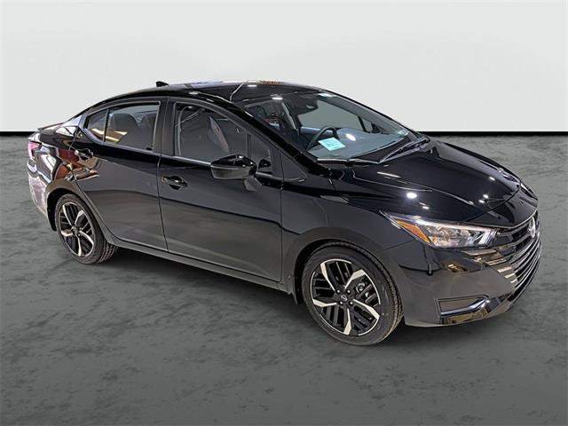 Used 2025 Nissan Versa SR w/ Trunk Package FWD image 5