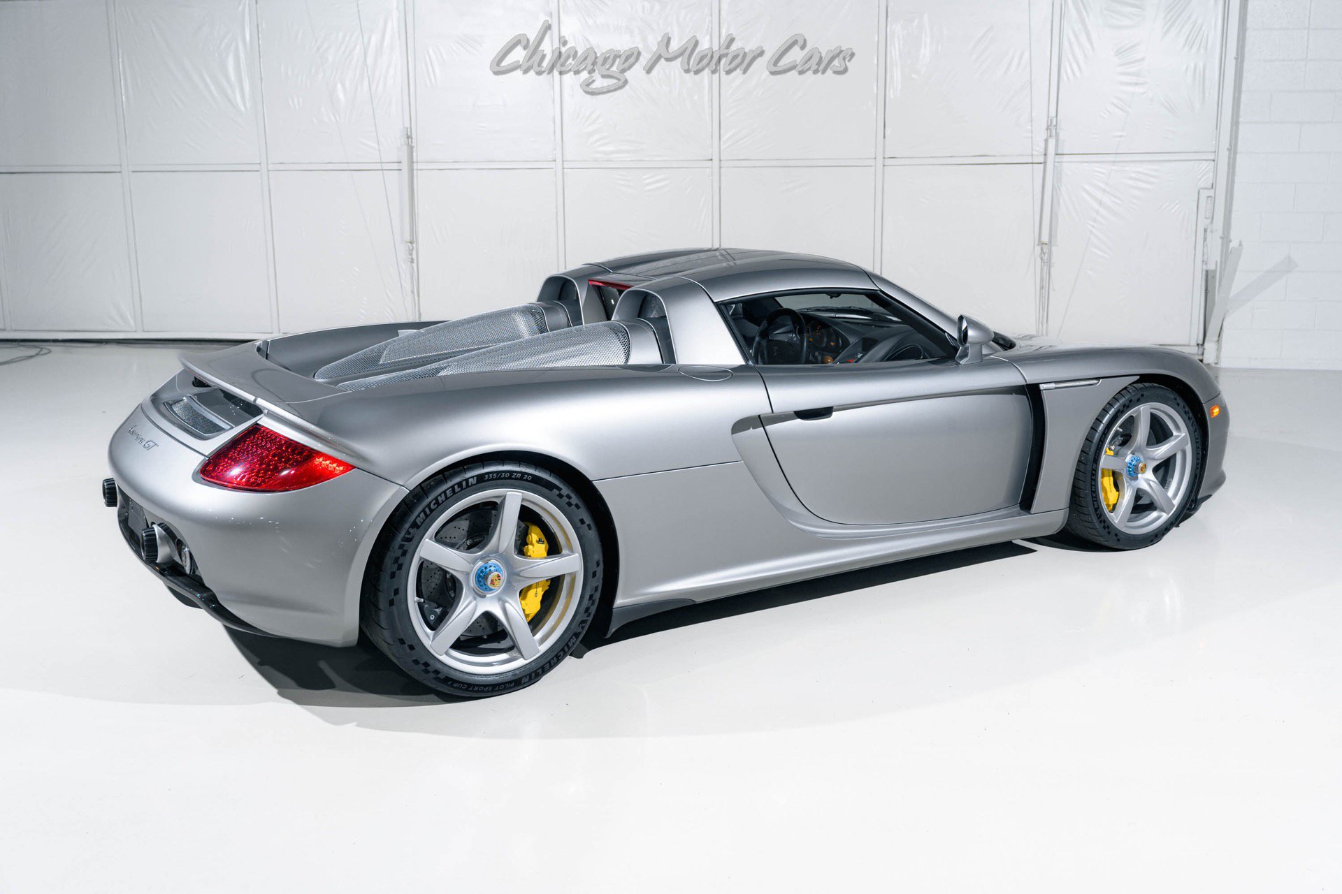 Used 2005 Porsche Carrera GT RWD image 42
