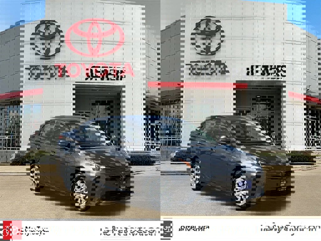 Used 2022 Toyota Prius LE