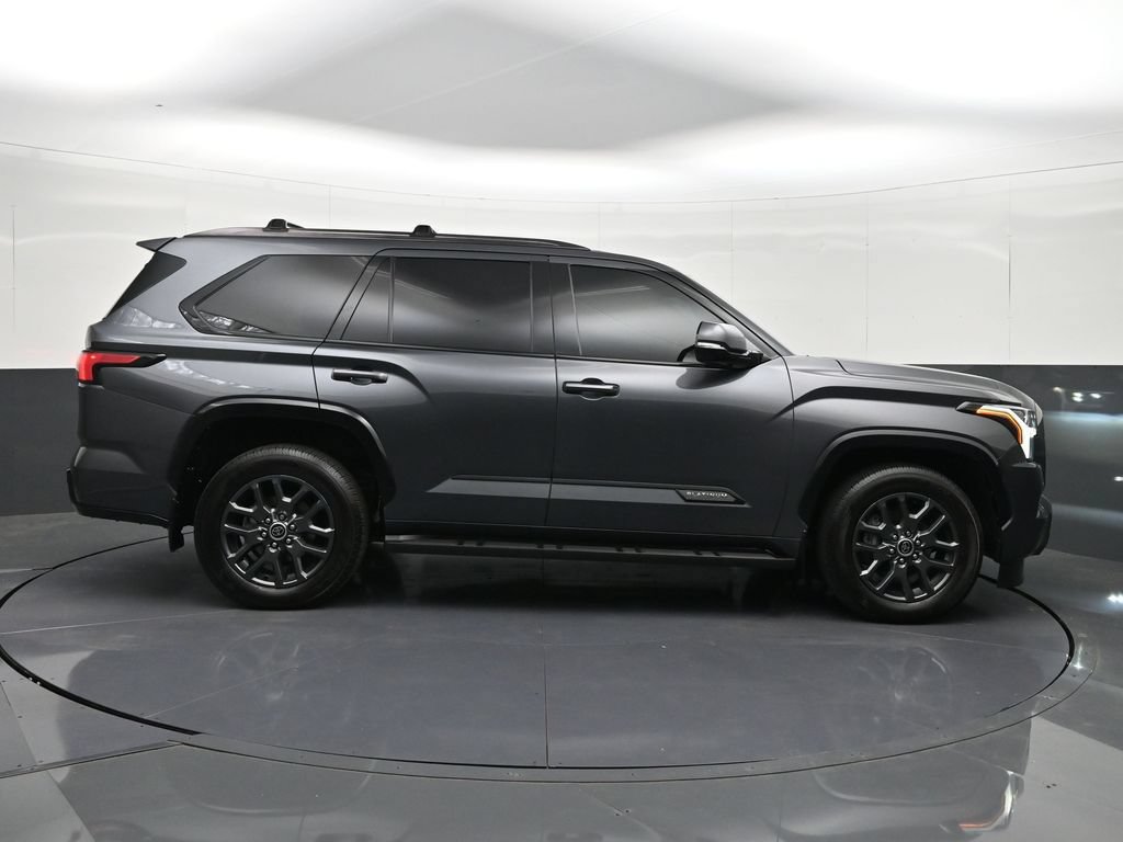 Used 2023 Toyota Sequoia Platinum AWD/4WD image 6