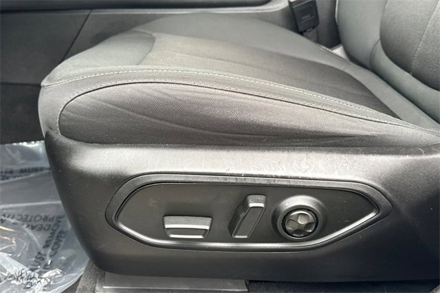 Used 2023 Jeep Grand Cherokee L Laredo image 13