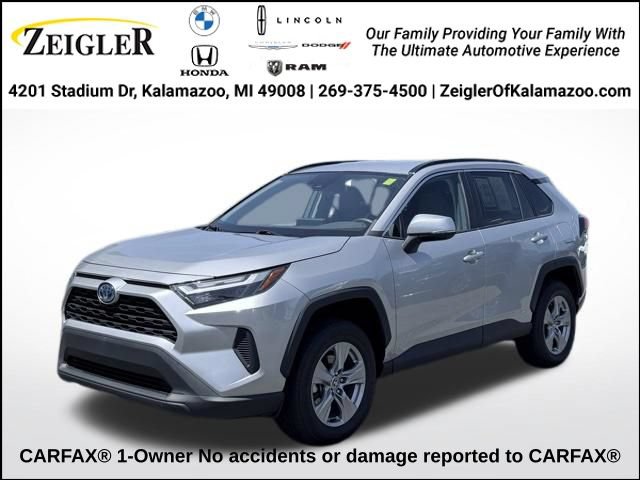Used 2022 Toyota RAV4 XLE w/ XLE Grade Weather Package AWD/4WD video 1