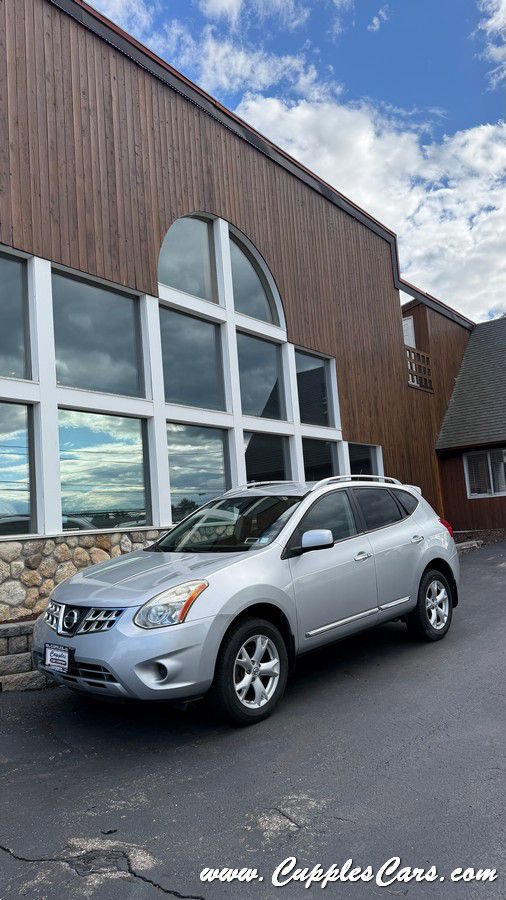 Used 2011 Nissan Rogue SV image 26