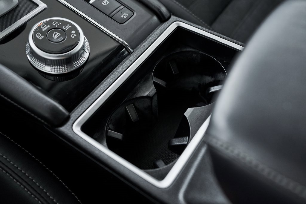 Used 2023 Mitsubishi Outlander SE image 39