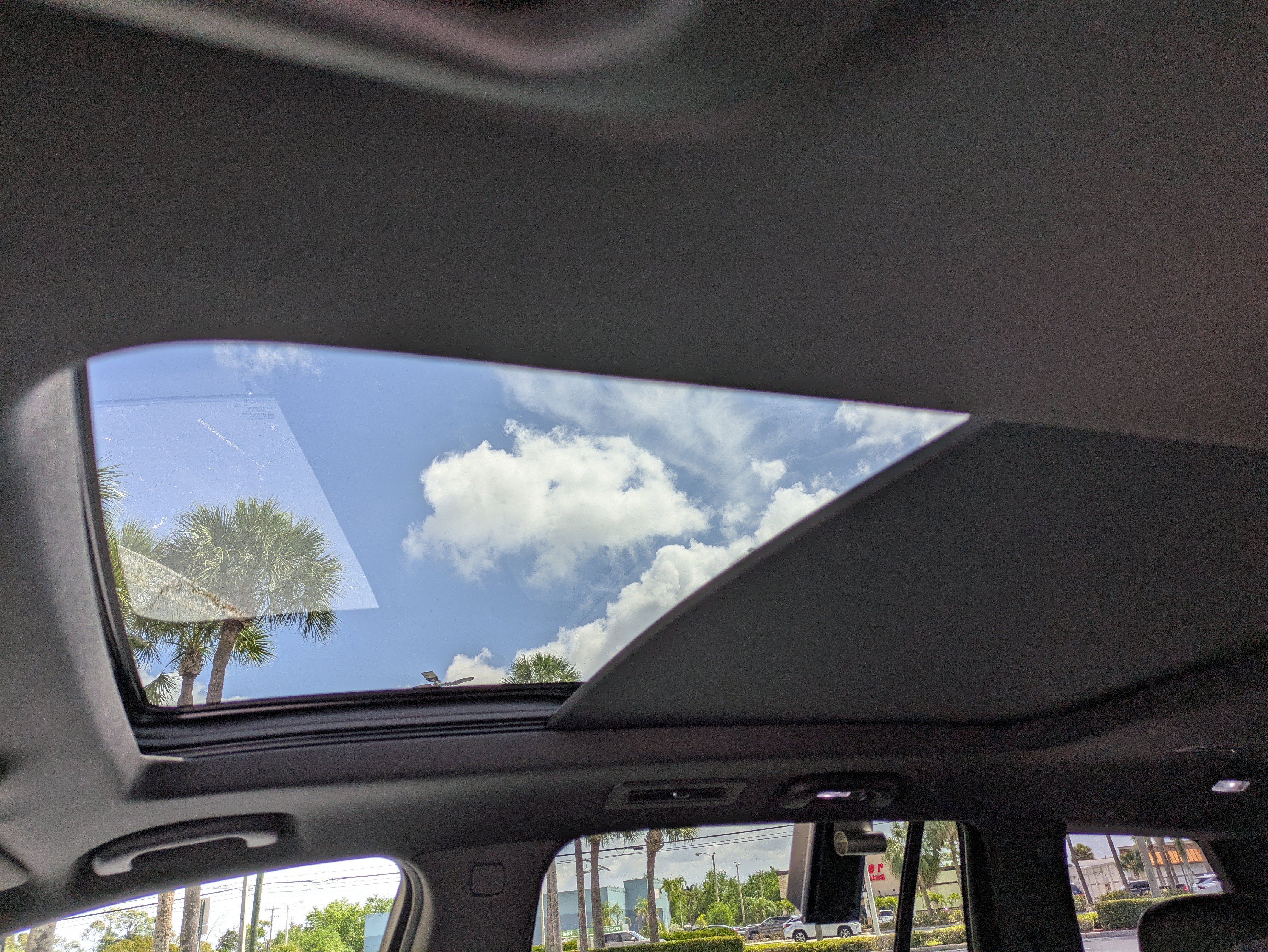 Certified 2024 Cadillac XT6 Sport image 18