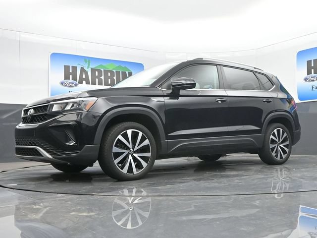 Used 2022 Volkswagen Taos SE FWD image 18