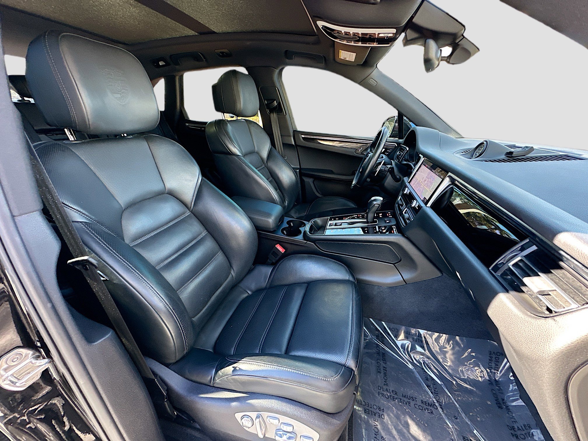 Used 2024 Porsche Macan S AWD/4WD image 33