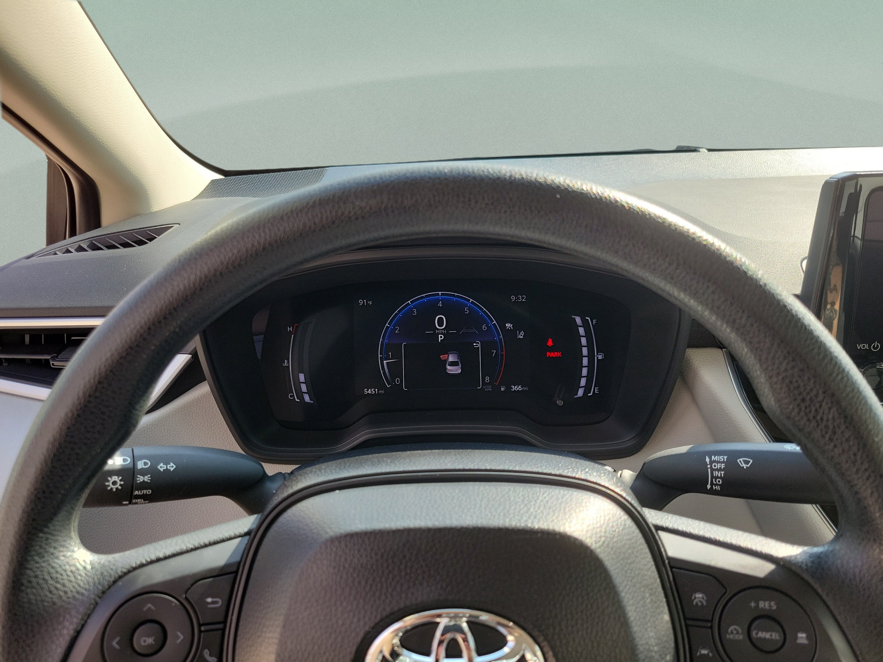 Used 2026 Toyota Corolla LE FWD image 15