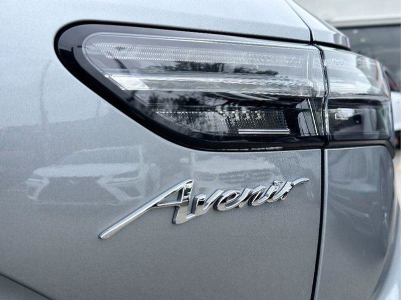 Used 2023 Buick Envision Avenir image 9