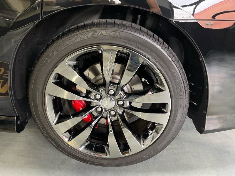 Used 2014 Dodge Charger SRT8 w/ Harman/Kardon Audio Group RWD image 18