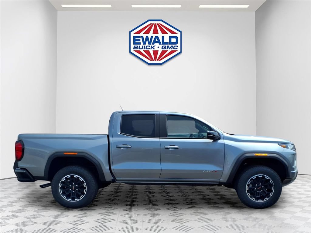 New 2026 GMC Canyon AT4 w/ AT4 Premium Package AWD/4WD image 3