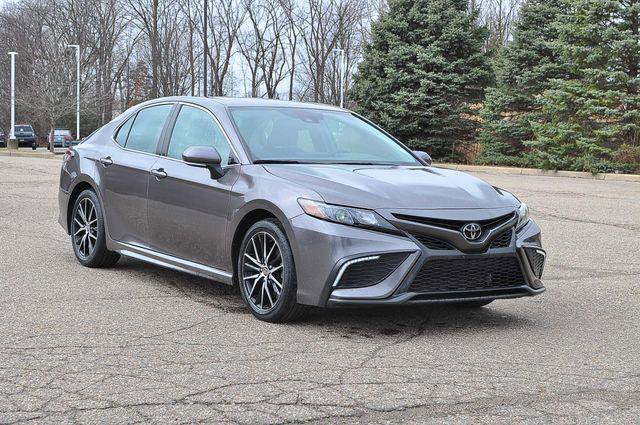 Certified 2024 Toyota Camry SE w/ Cold Weather Package