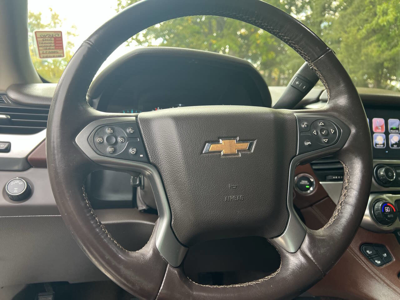 Used 2017 Chevrolet Suburban Premier AWD/4WD image 18