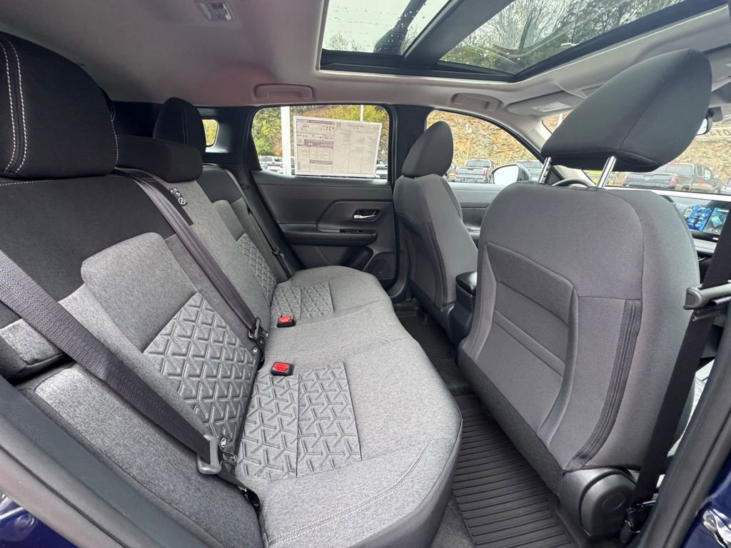 New 2026 Nissan Kicks SV w/ SV Premium Package FWD image 11