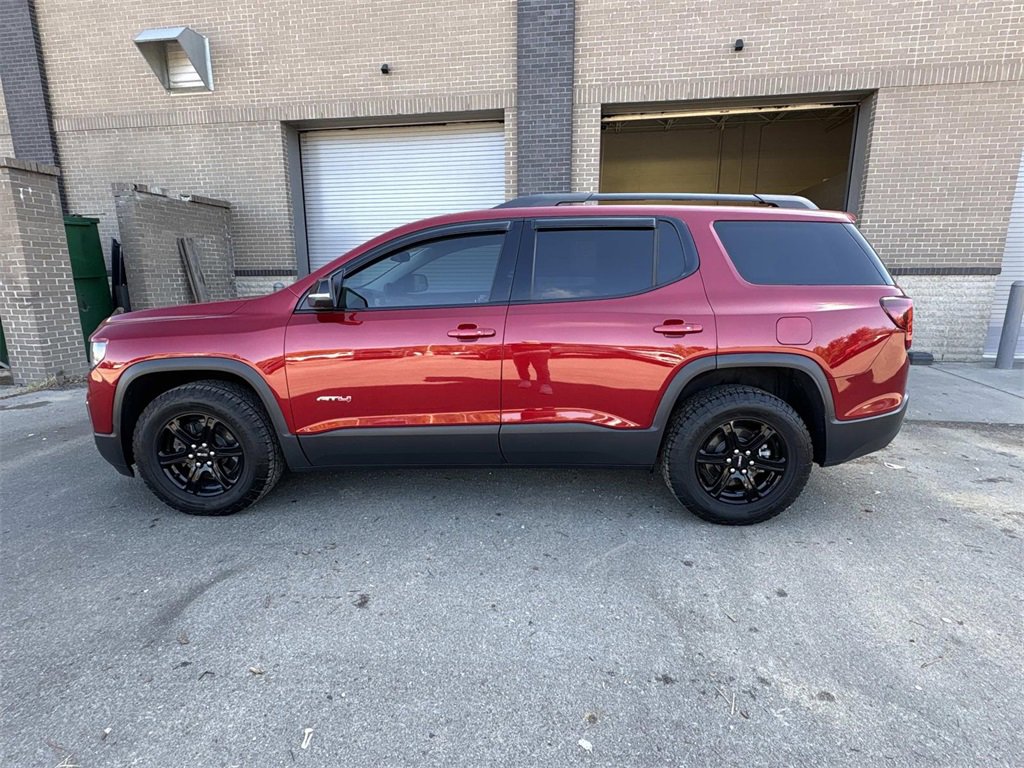 Used 2023 GMC Acadia AT4 w/ Technology Package image 5