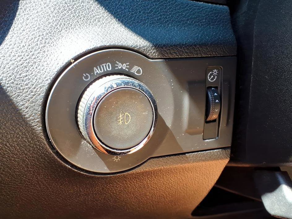 Used 2014 Chevrolet Camaro LT RWD image 19