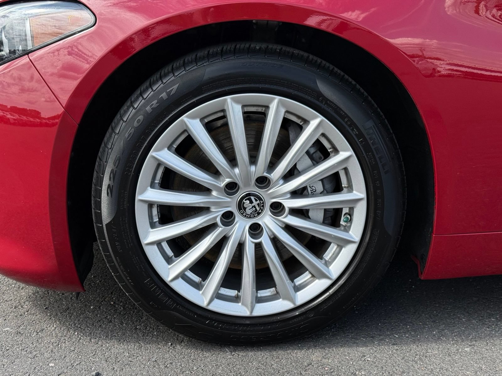Used 2024 Alfa Romeo Giulia Sprint RWD image 15