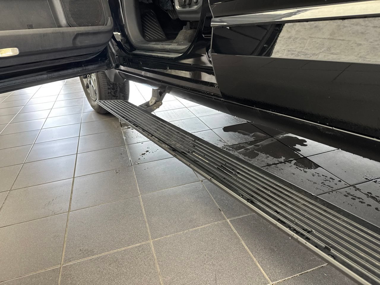Certified 2025 Toyota Tundra Platinum AWD/4WD image 13