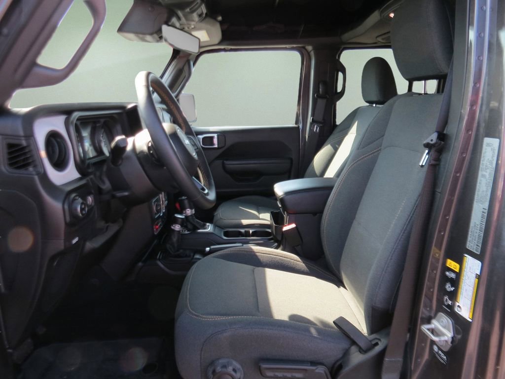 Used 2024 Jeep Gladiator Willys image 19