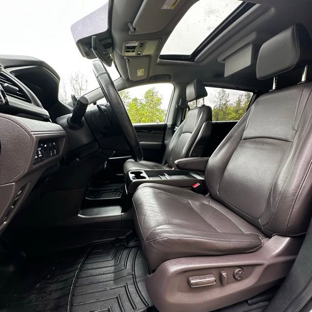 Used 2020 Honda Odyssey Elite image 13