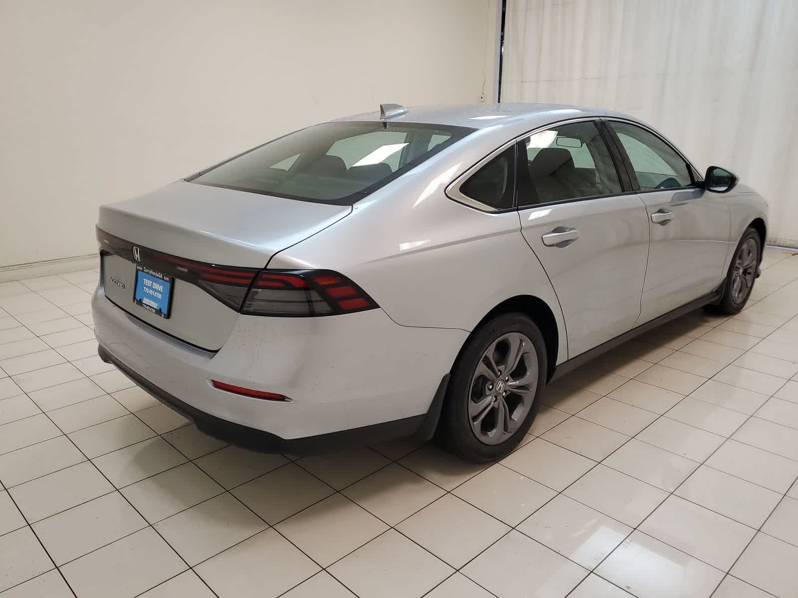 Certified 2024 Honda Accord EX image 27