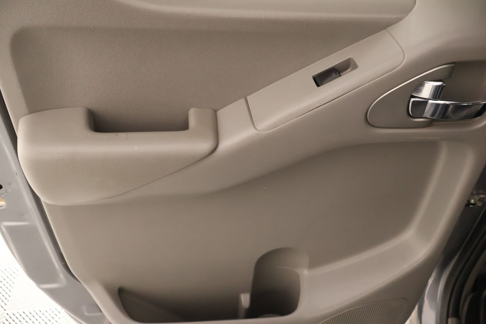 Used 2019 Nissan Frontier Desert Runner RWD image 15