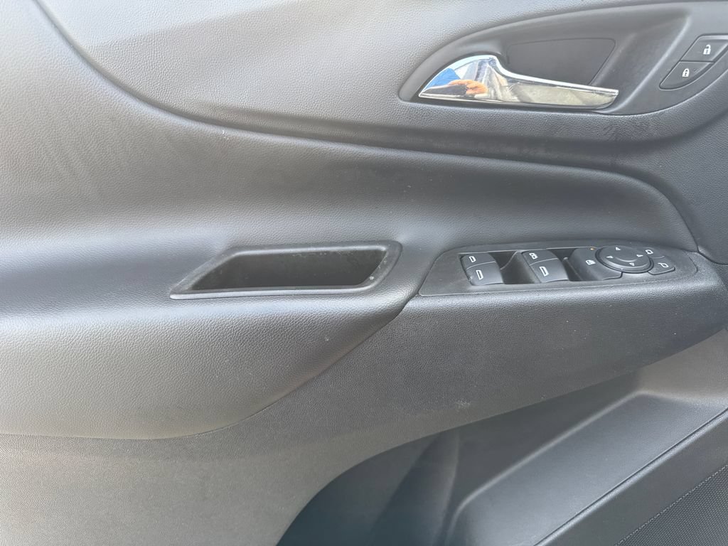 Used 2022 Chevrolet Equinox LT FWD image 17