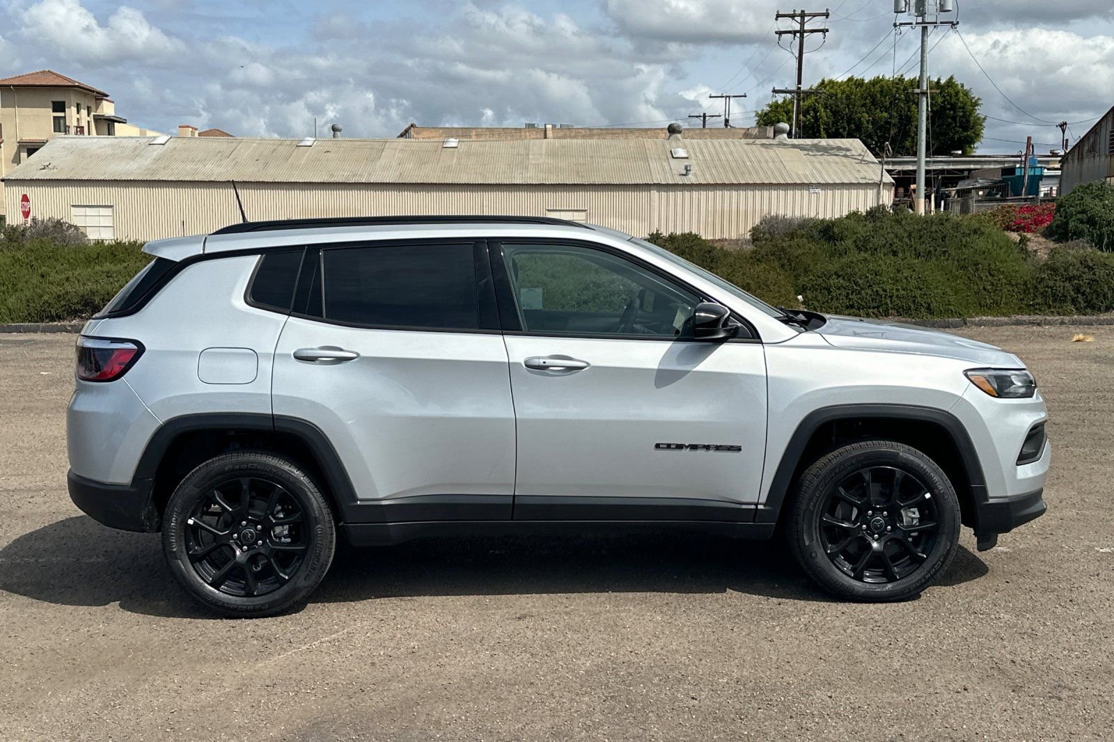 New 2026 Jeep Compass Latitude AWD/4WD image 3