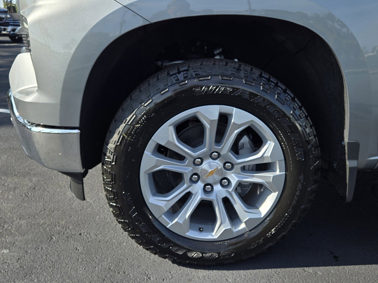 New 2026 Chevrolet Silverado 1500 LTZ w/ Technology Package image 4