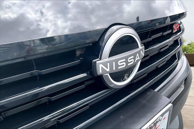 Certified 2025 Nissan Kicks SR AWD/4WD image 30
