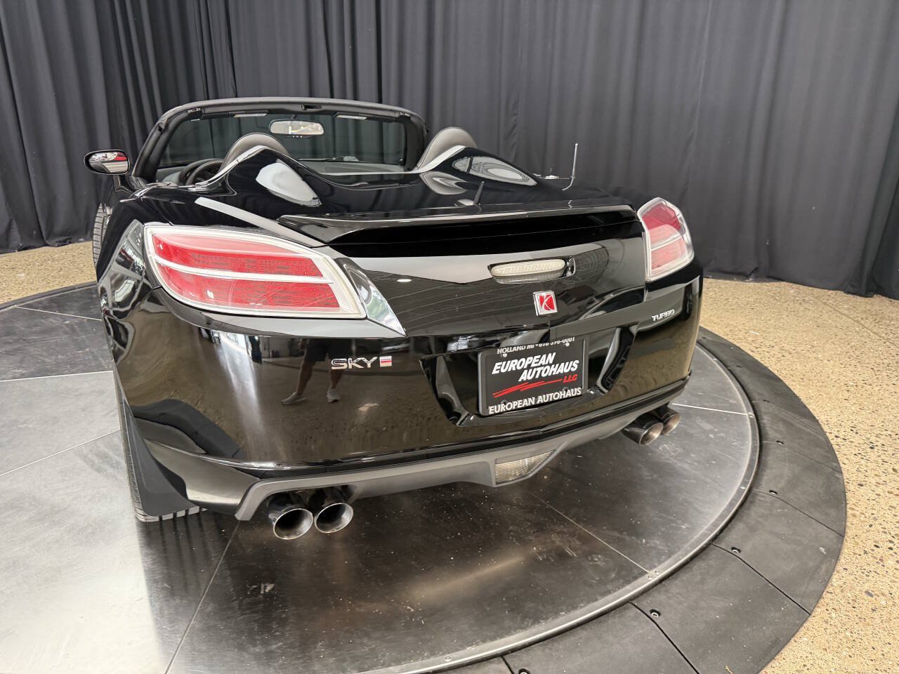 Used 2008 Saturn Sky Red Line RWD image 7