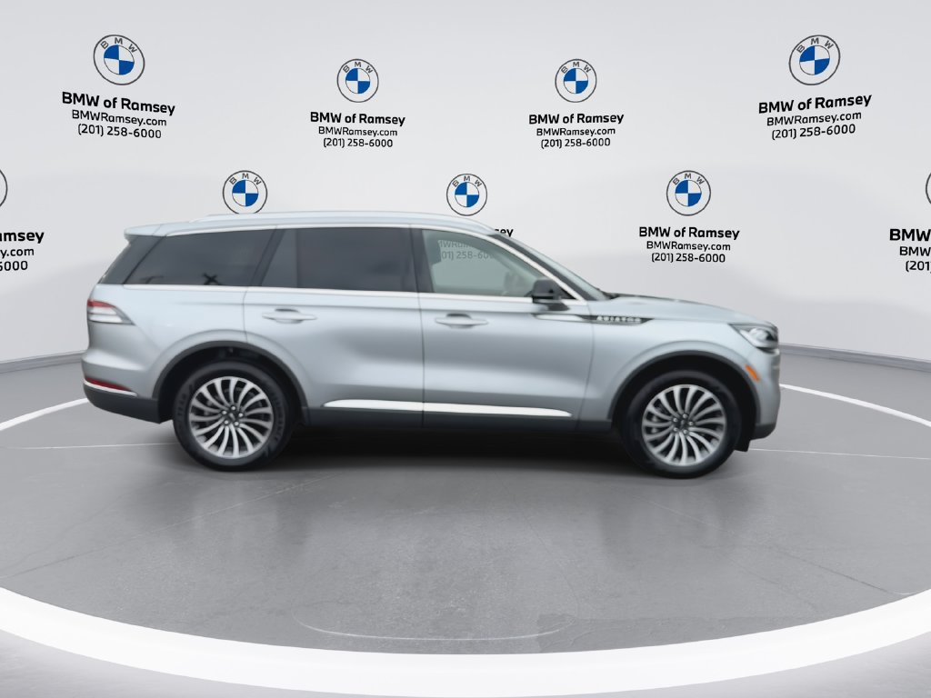 Used 2023 Lincoln Aviator AWD w/ Premium Package image 9