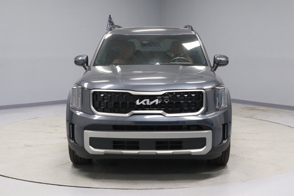 Used 2023 Kia Telluride EX X-Line image 3