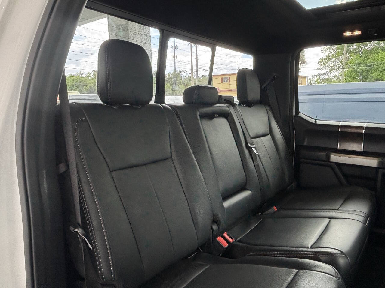 Used 2022 Ford F250 Lariat w/ Tremor Off-Road Package AWD/4WD image 29