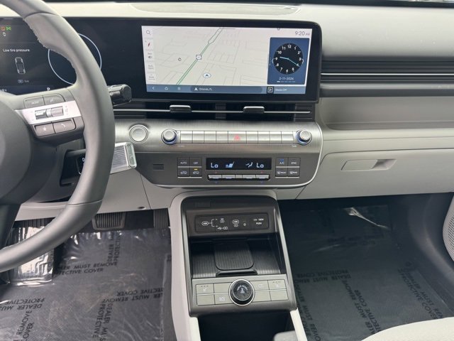 Used 2024 Hyundai Kona SEL w/ Convenience Package image 21