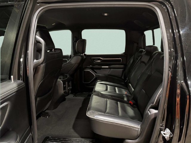 Used 2020 RAM 1500 Laramie w/ Sport Appearance Package AWD/4WD image 23