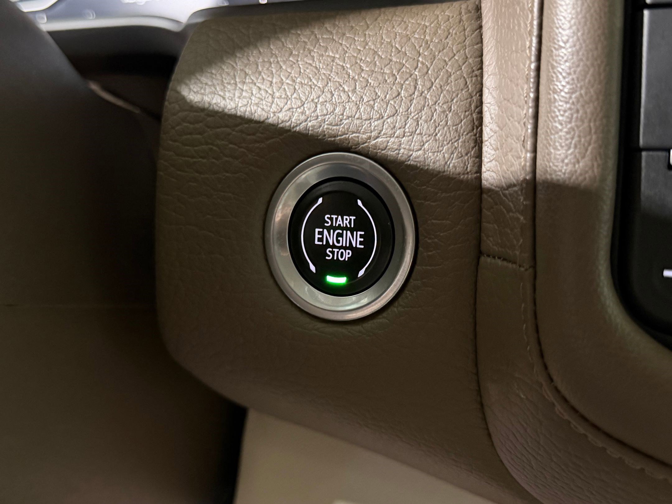 Used 2023 GMC Yukon Denali AWD/4WD image 35