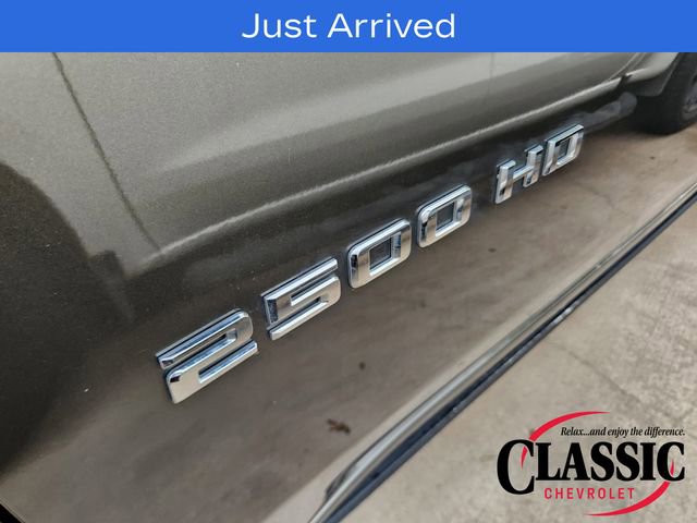 Used 2022 Chevrolet Silverado 2500 LT w/ Convenience Package AWD/4WD image 13