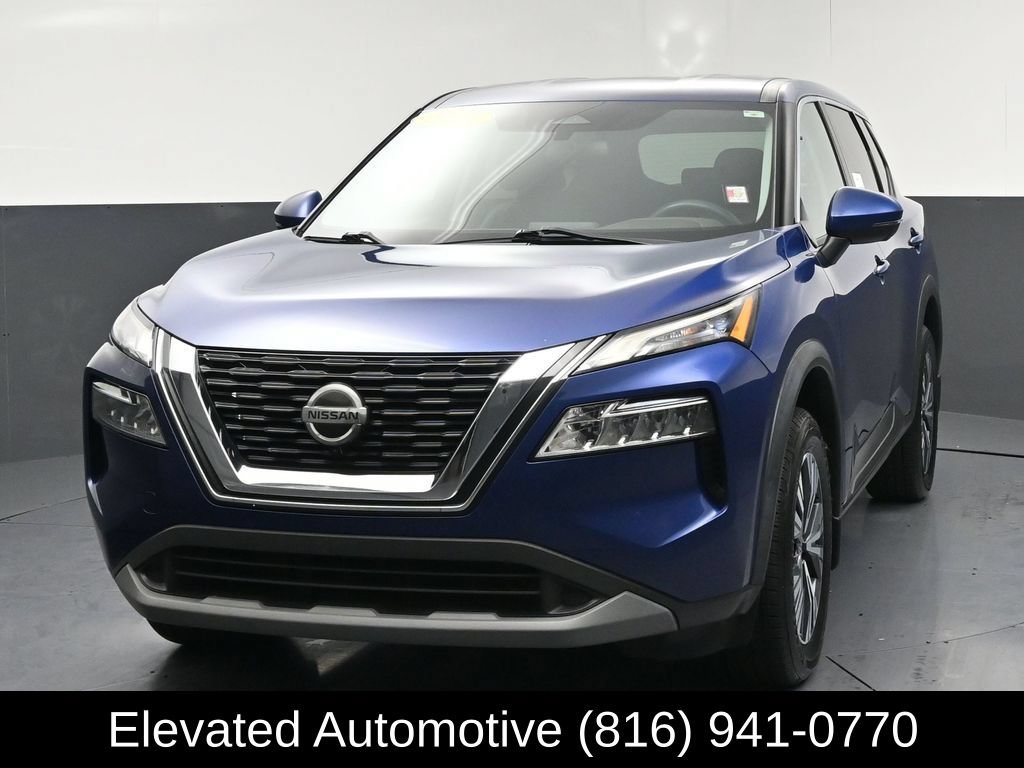 Used 2021 Nissan Rogue SV AWD/4WD image 3