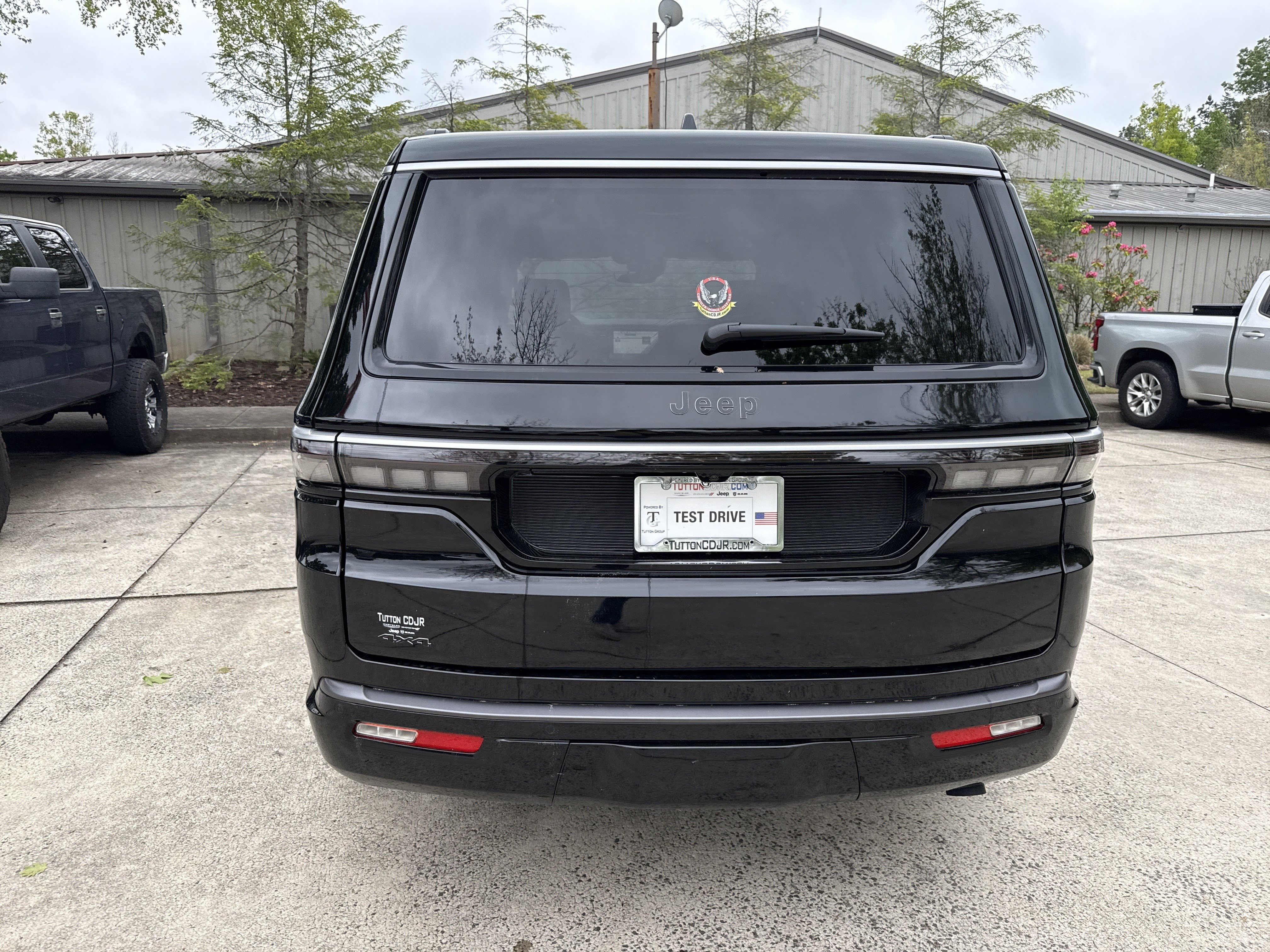 New 2026 Jeep Grand Wagoneer 4WD w/ Premium Group I image 6