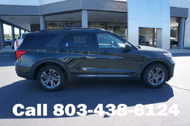 Used 2023 Ford Explorer XLT w/ Equipment Group 202A RWD image 2
