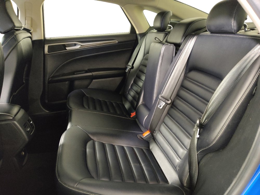 Used 2020 Ford Fusion SEL FWD image 18