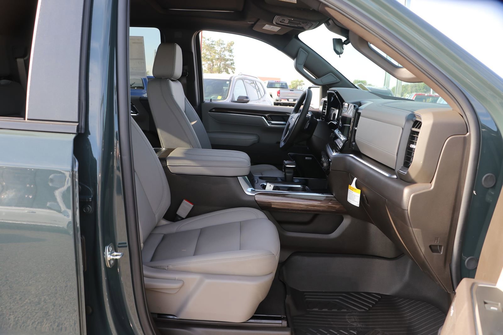 New 2026 Chevrolet Silverado 1500 LT Trail Boss w/ LT Trail Boss Premium Package image 34