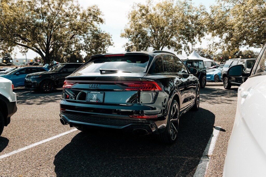 Used 2022 Audi RS Q8 AWD/4WD image 6