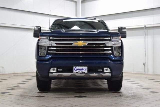 Used 2022 Chevrolet Silverado 3500 High Country AWD/4WD image 2