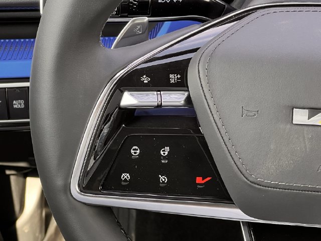 New 2027 Cadillac Optiq V w/ Deep Ocean Design Edition AWD/4WD image 12